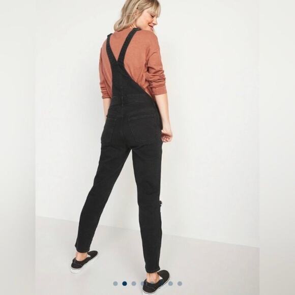 Old Navy Sz 4 OG Straight Black Washed Ripped Jean Overalls Stretchy Mom Jean - Picture 6 of 16